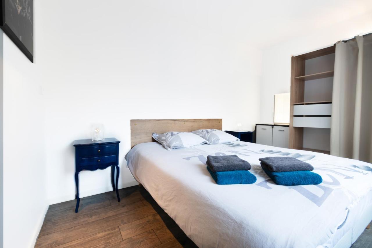 Apartamento Le Cote Cour Rodez Exterior foto
